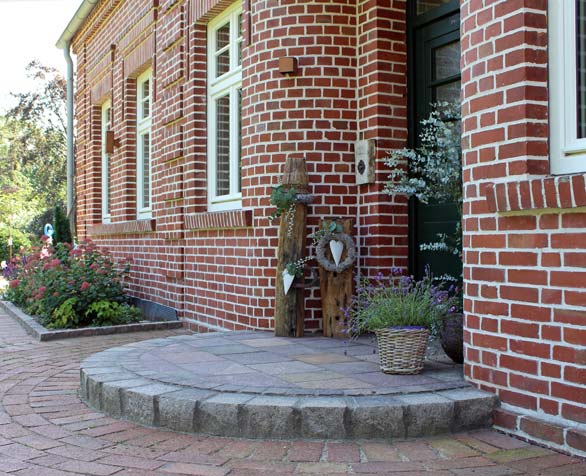Einfamilienhaus - Eingangsbereich und Podest