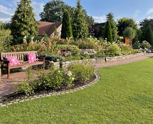 Privatgarten Wege Sitzgelegenheit
